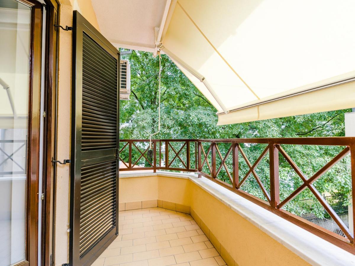 Tonka Apartment Pula Bagian luar foto